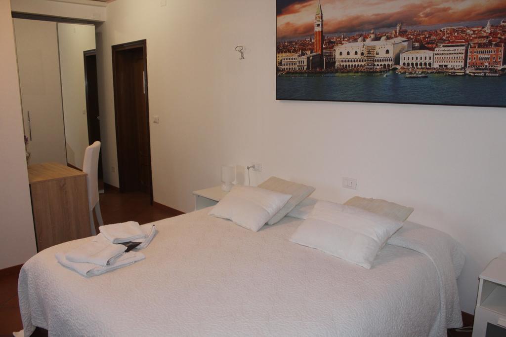 B&B Airport Venice Diego 2 Tessera Eksteriør bilde