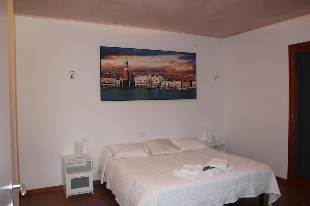 B&B Airport Venice Diego 2 Tessera Eksteriør bilde